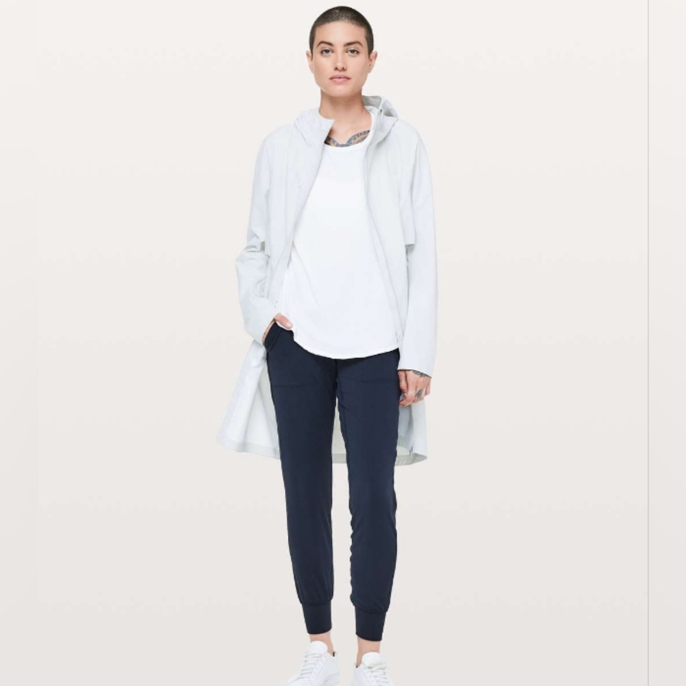 Lululemon Navy Align Jogger 28" 6
